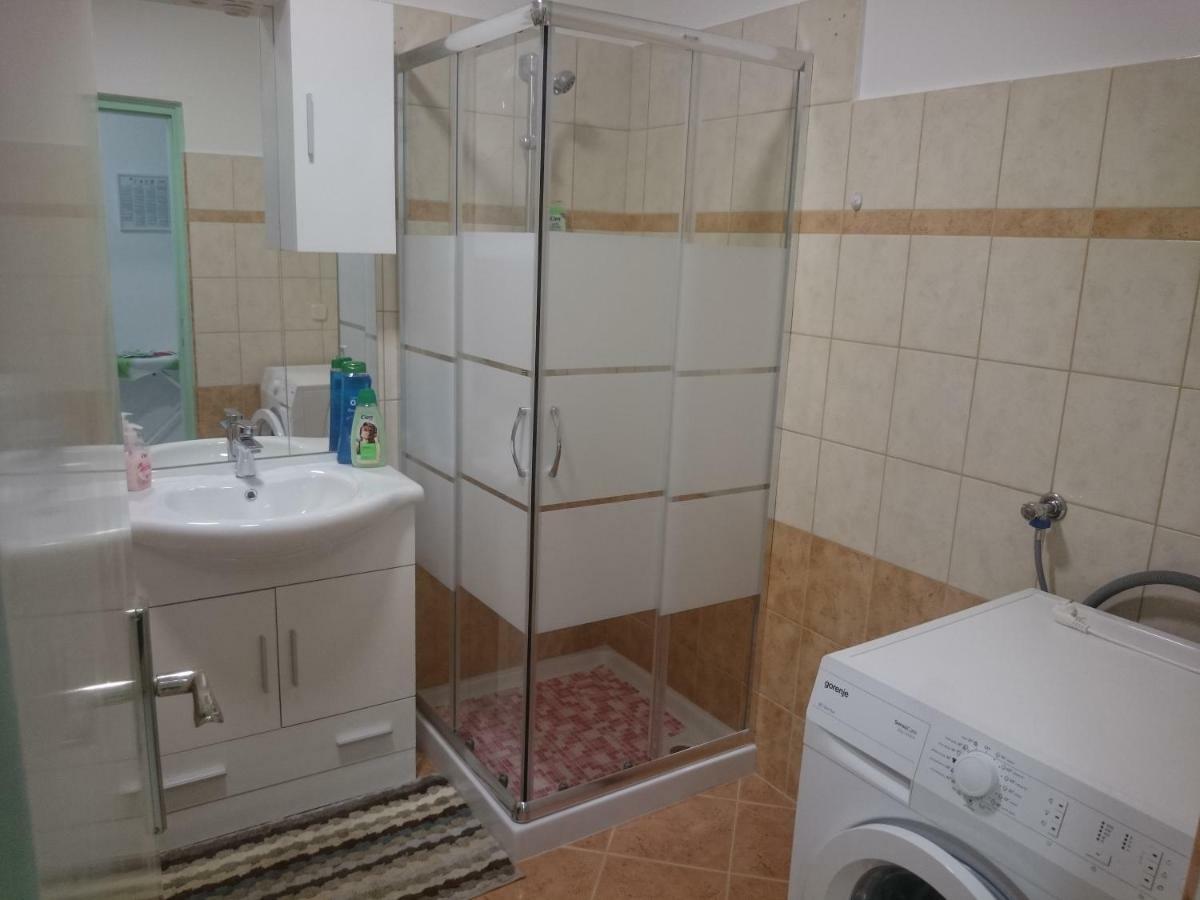 דירות רוביני Apartman Sanja מראה חיצוני תמונה